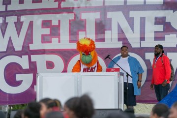 Bringing Education, Laughter, Motivation, Entertainment and Mentorship to South Florida.    AJ Shorter Photography       www.AJShorter.com